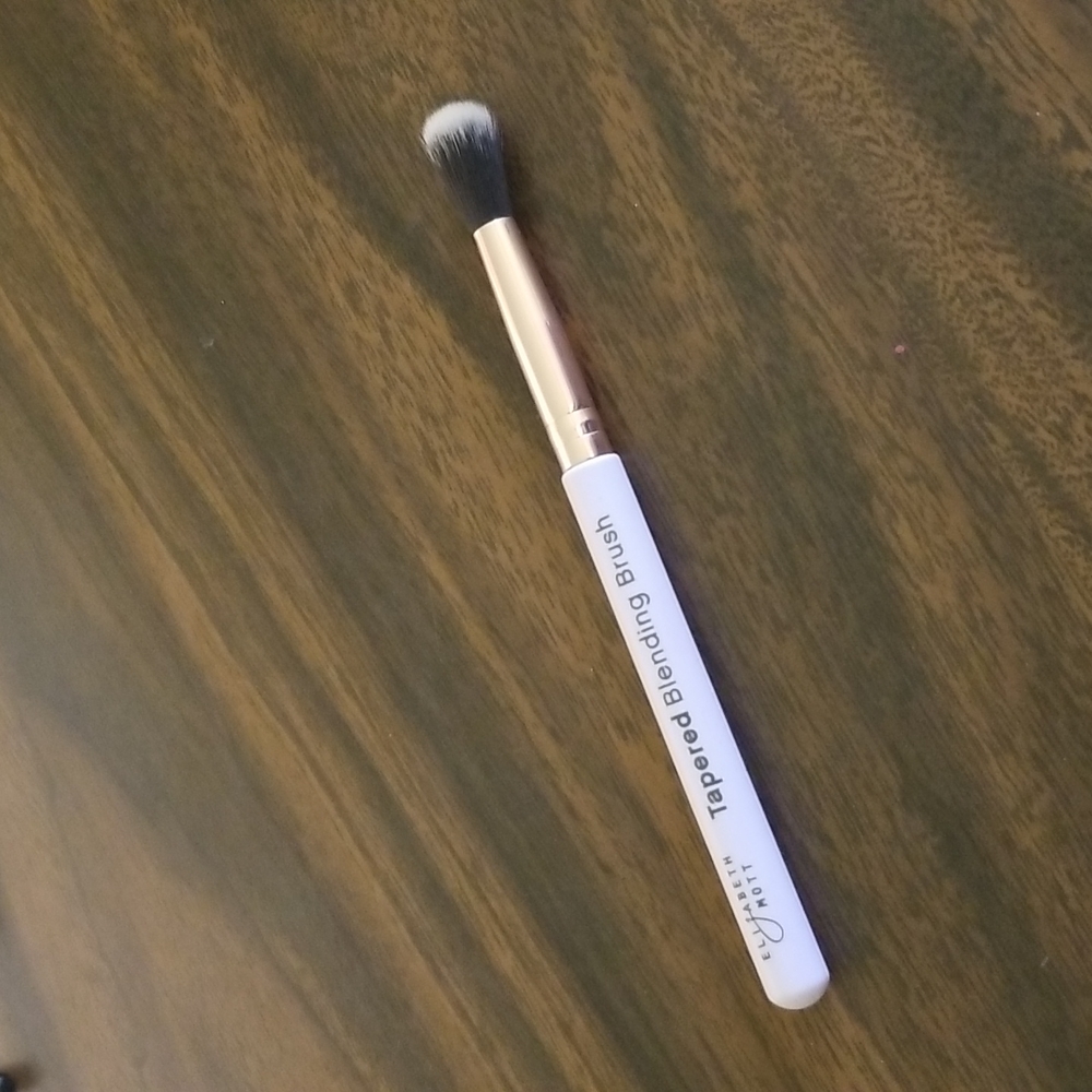 Elizabeth Mott Tapered Blending Brush